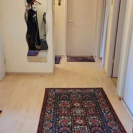 Cosy. 10mn Du Centre Et De La Gare. Garage Gratuit Colmar