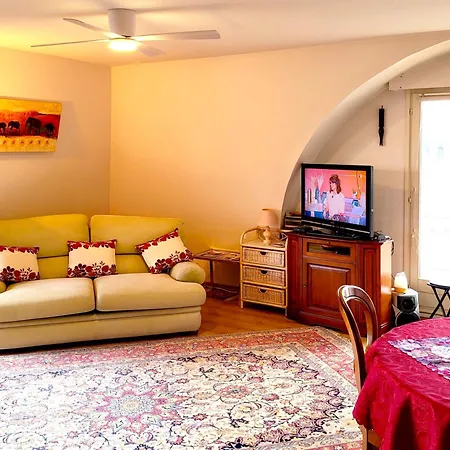 Ubytování v soukromí Cosy. 10mn Du Centre Et De La Gare. Garage Gratuit Colmar