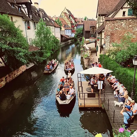 Cosy. 10mn Du Centre Et De La Gare. Garage Gratuit