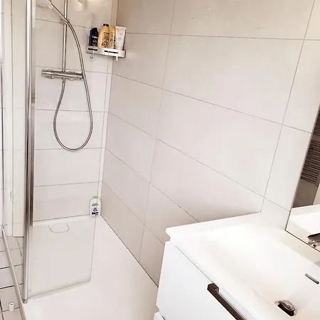 Ubytování v soukromí Cosy. 10mn Du Centre Et De La Gare. Garage Gratuit *