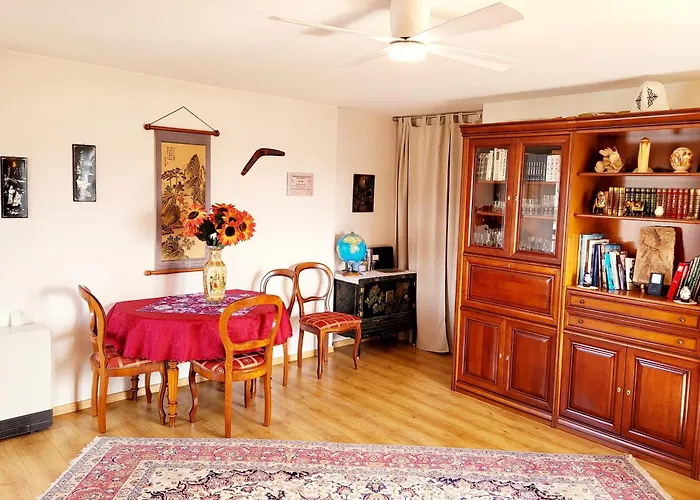 Cosy. 10mn Du Centre Et De La Gare. Garage Gratuit * Colmar